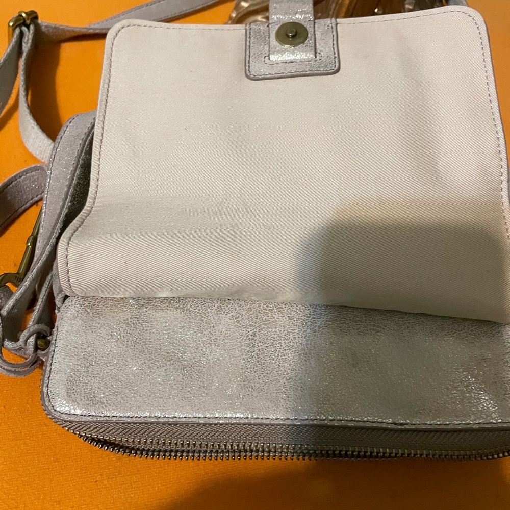 Handbag - Picture 3 of 8